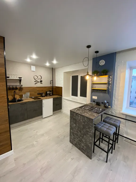 Уютная, новая квартира в центре города