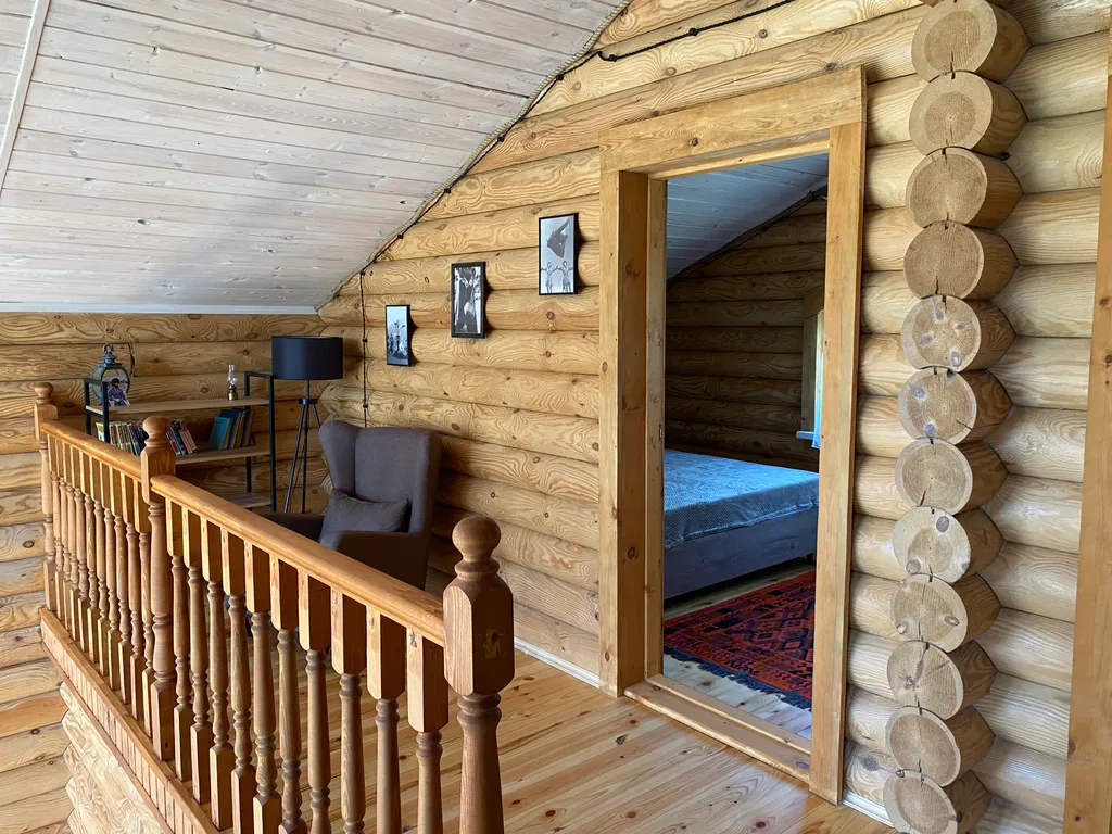 Дом из сруба в Самурском лесу