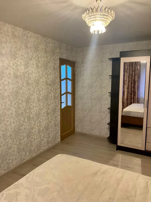 Уютная четырехкомнатная квартира в центре Славянки