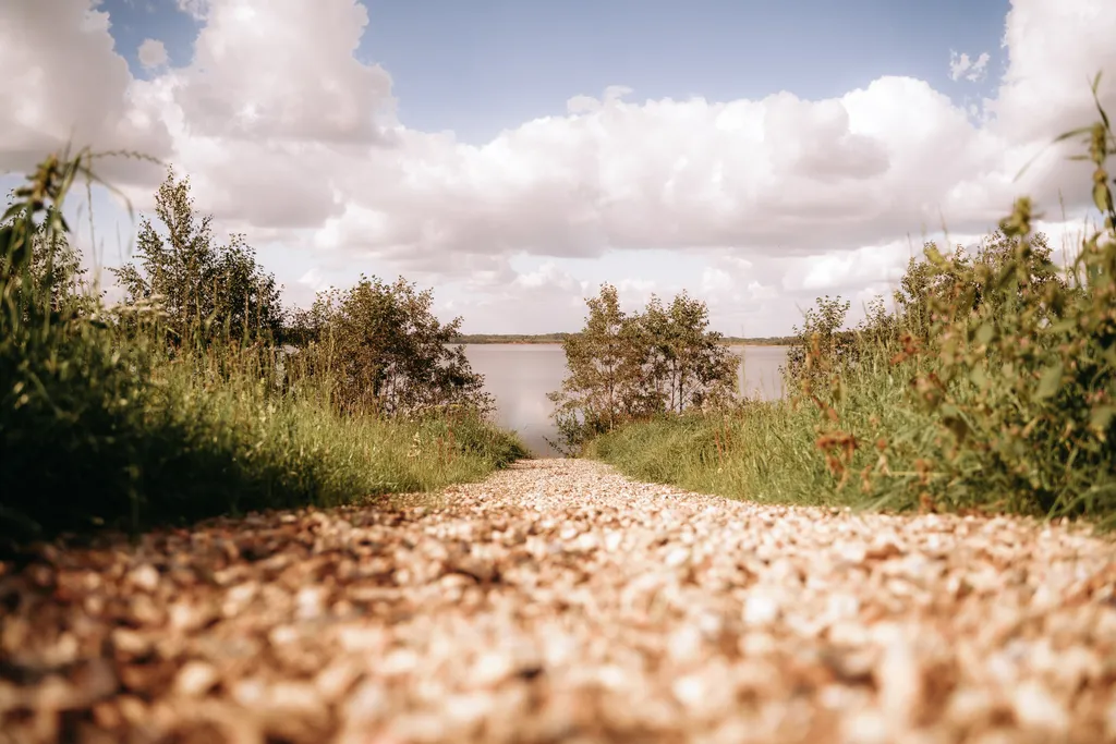 Панорамный дом с видом на воду, на берегу Вазузского водохранилища