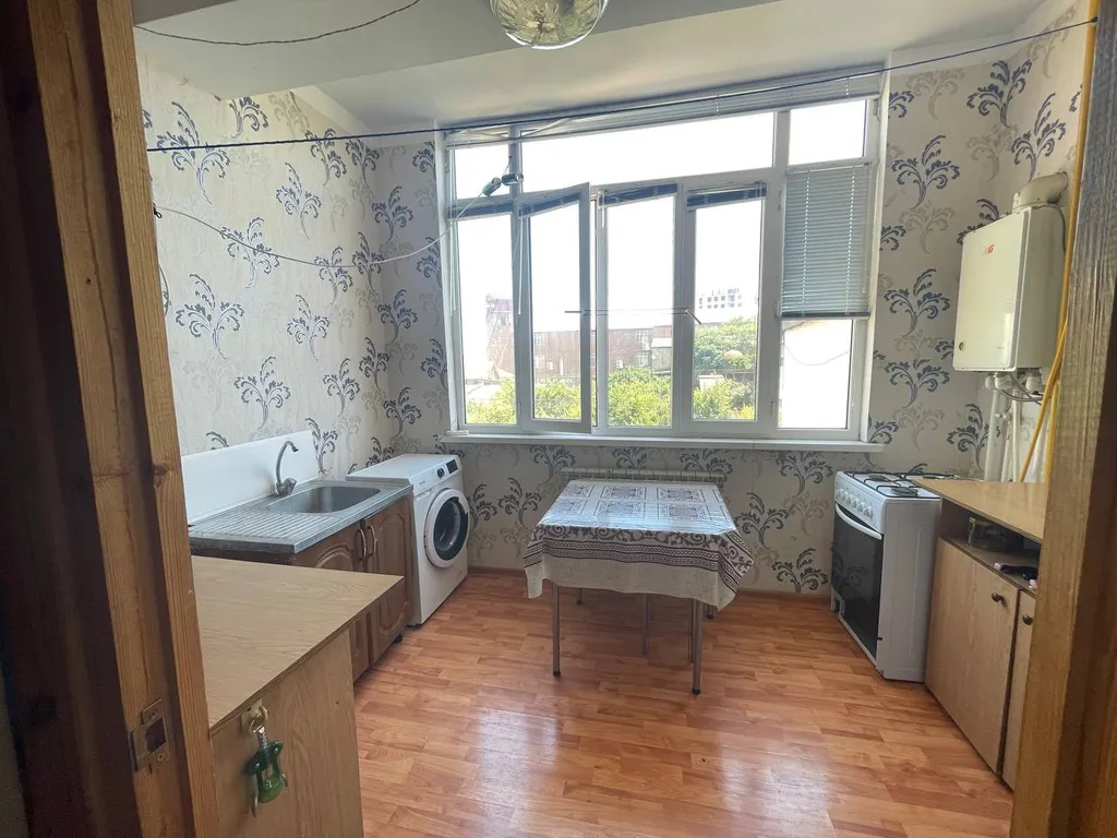 Квартира в хорошем доме в центре города — аренда посуточно в Дербент