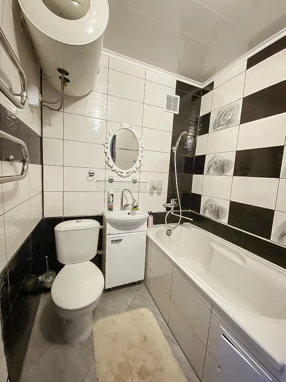 Квартира с хорошим ремонтом в самом центре