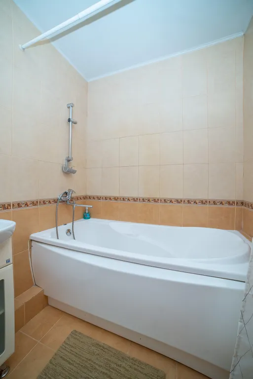 Три шоколада