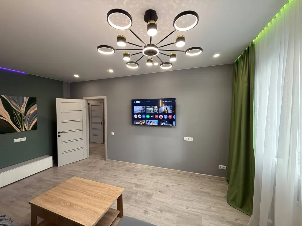 Квартира в 5 минутах пешком до Парка облаков. Парк Галицкого