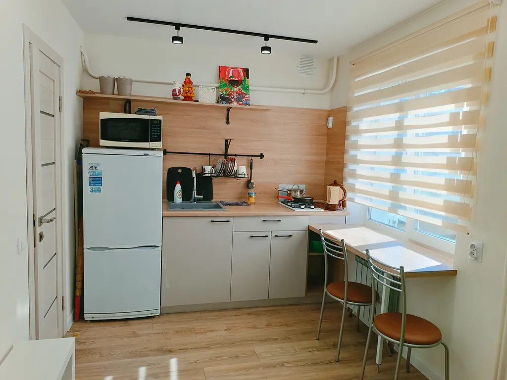 Кв-студия с отдельной спальней с лоджией Центр в5мин, напротив универа