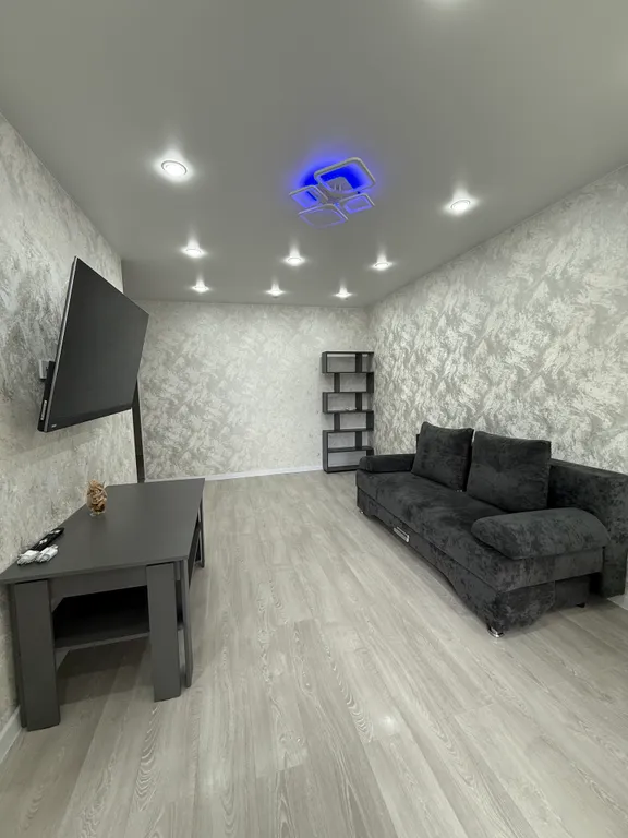 Уютная 3-комнатная квартира в хорошем районе города с видом на Волгу