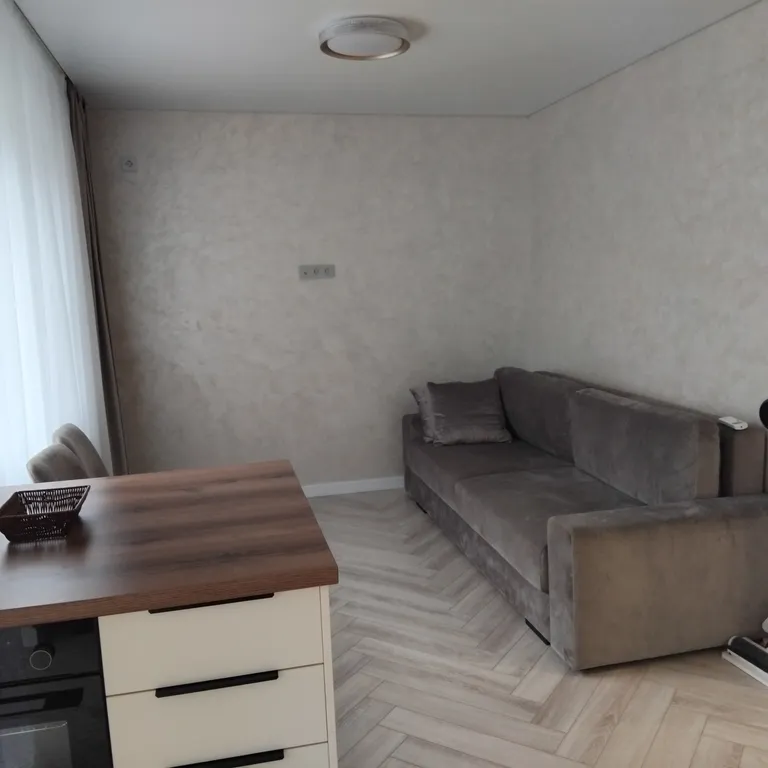 Квартира в центре с терассой и видом на горы