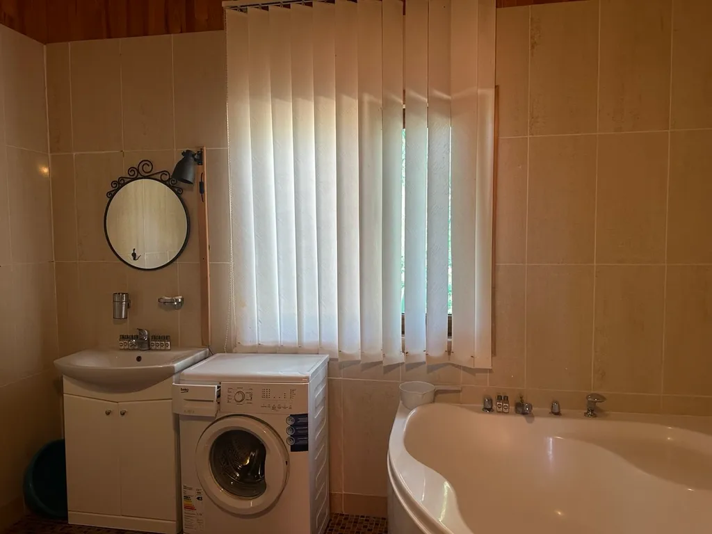 Дом с 4 спальнями