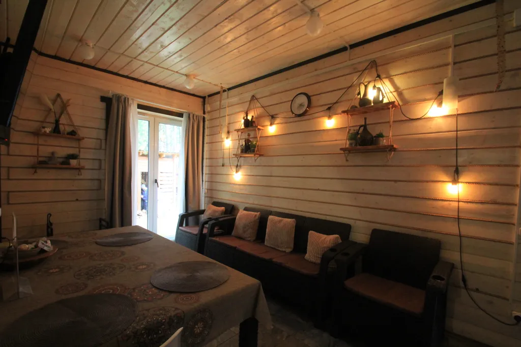 Новый уютный дом-баня с банным чаном у соснового леса