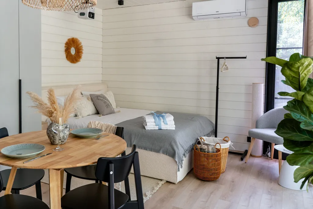 Уютный дом с сауной в лесу