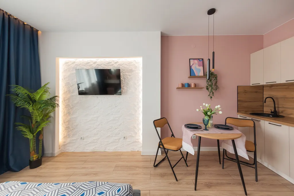 Абсолютно новая уютная дизайнерская квартира-студия