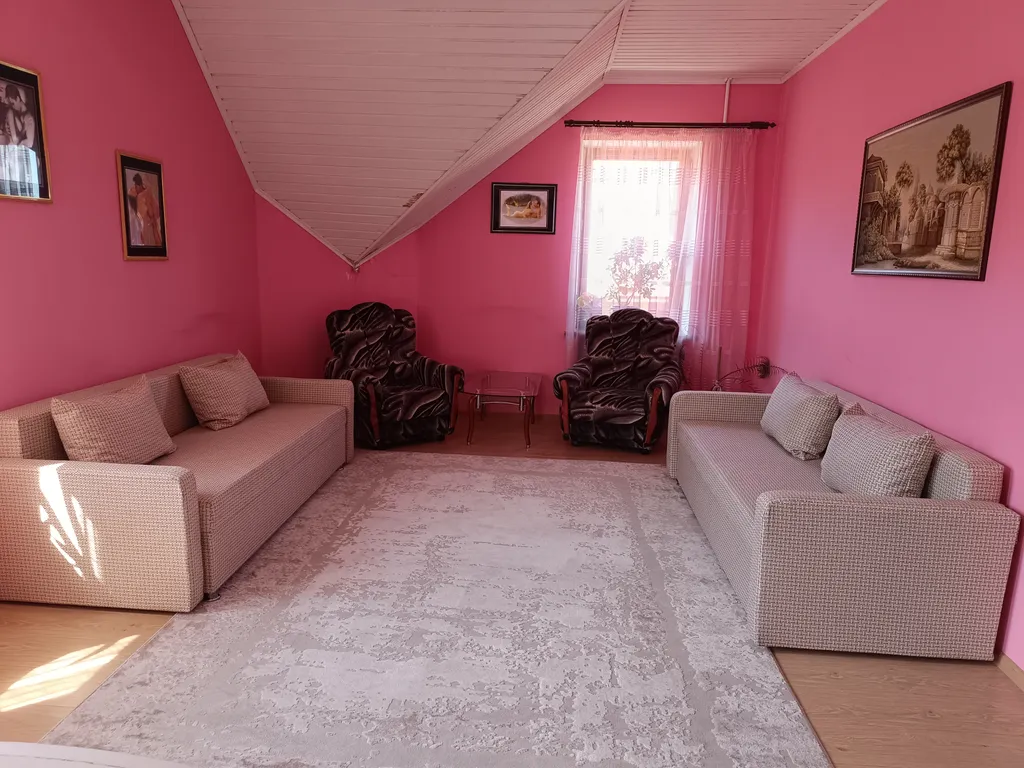 7-комнатный Дом