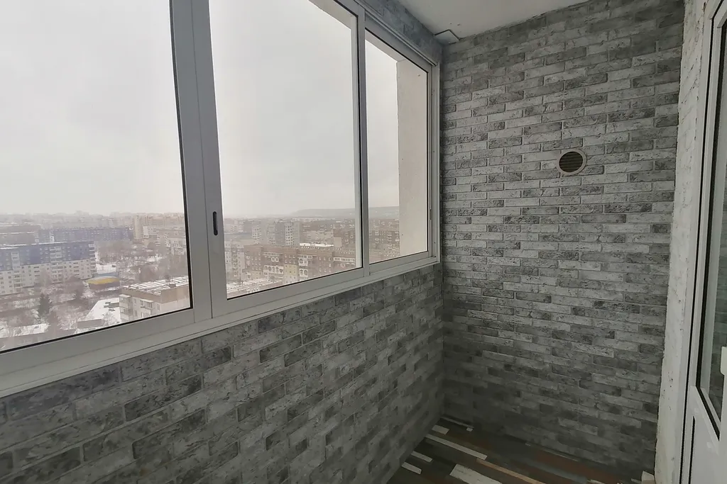 Просторная квартира с балконом