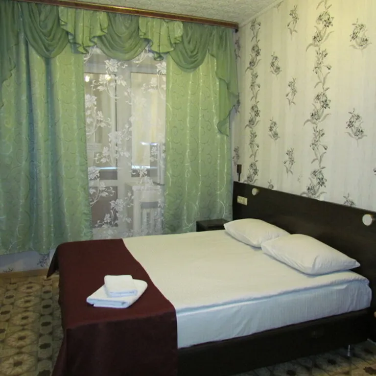 Люкс с двуспальной кроватью