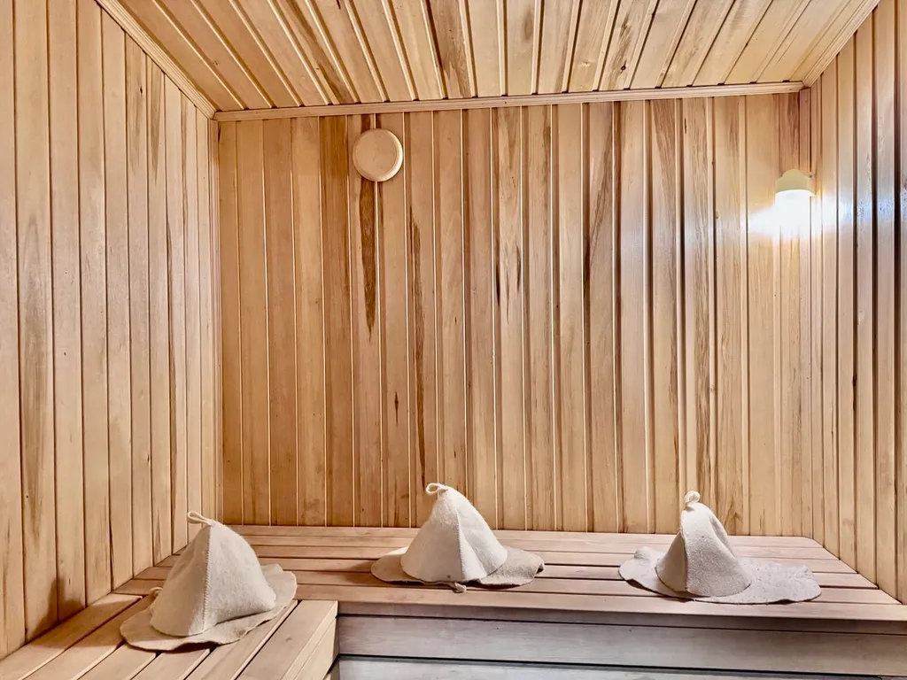 Дом Барнхаус Тихая сосна с баней и бассейном