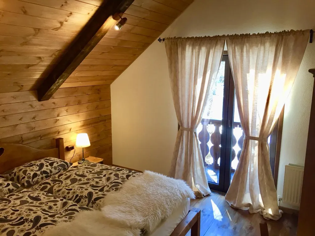 4-комнатный Дом