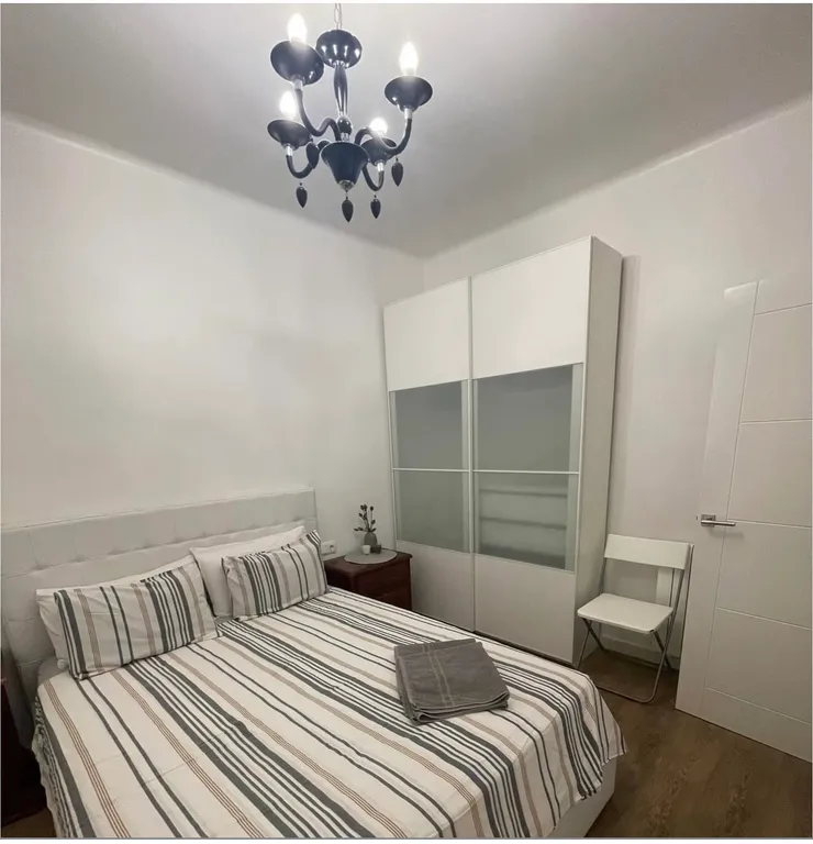 Комната в тихом районе оспиталь сан пау