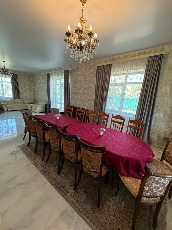 Большой дом для большой компании