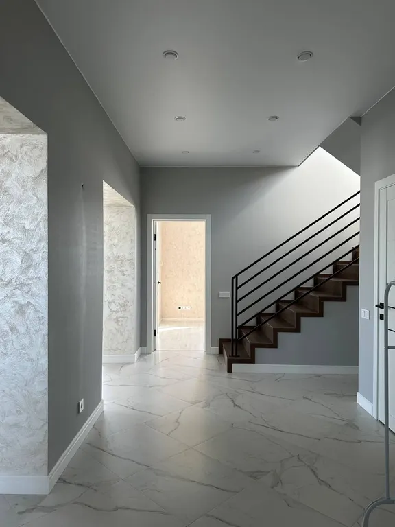 Новый, уютный дом