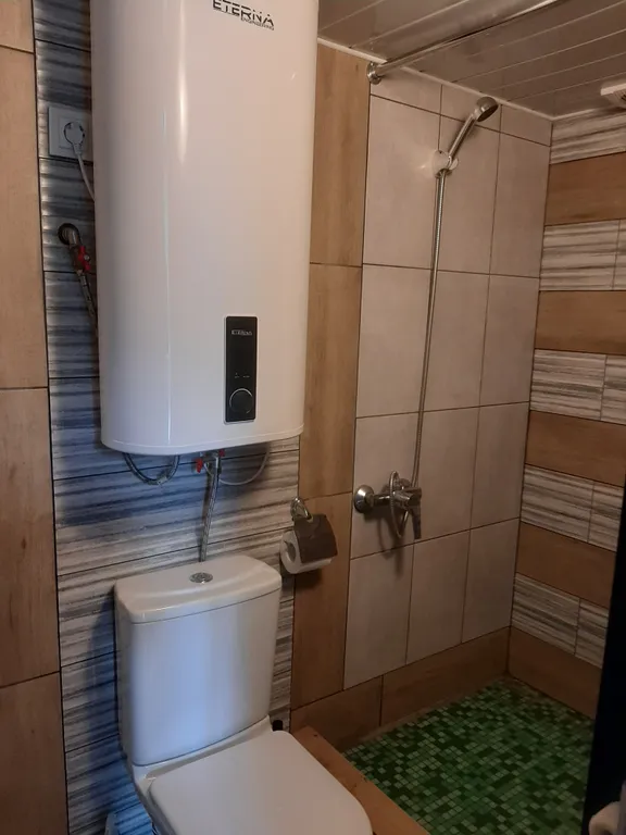 Теплый домик - студия у реки