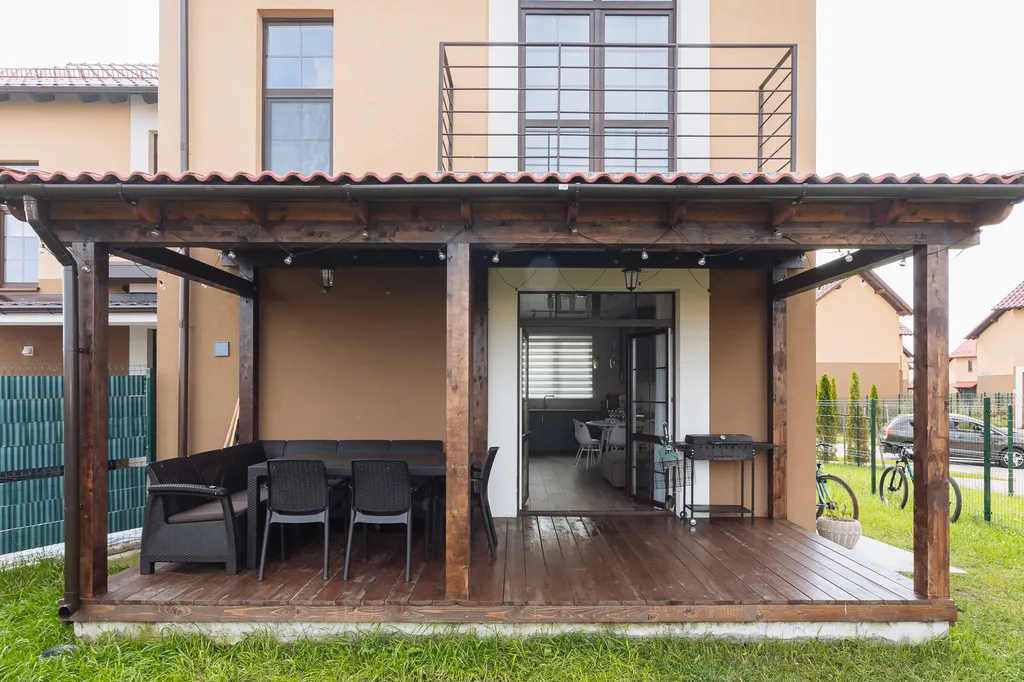 Новый дом с современным ремонтом