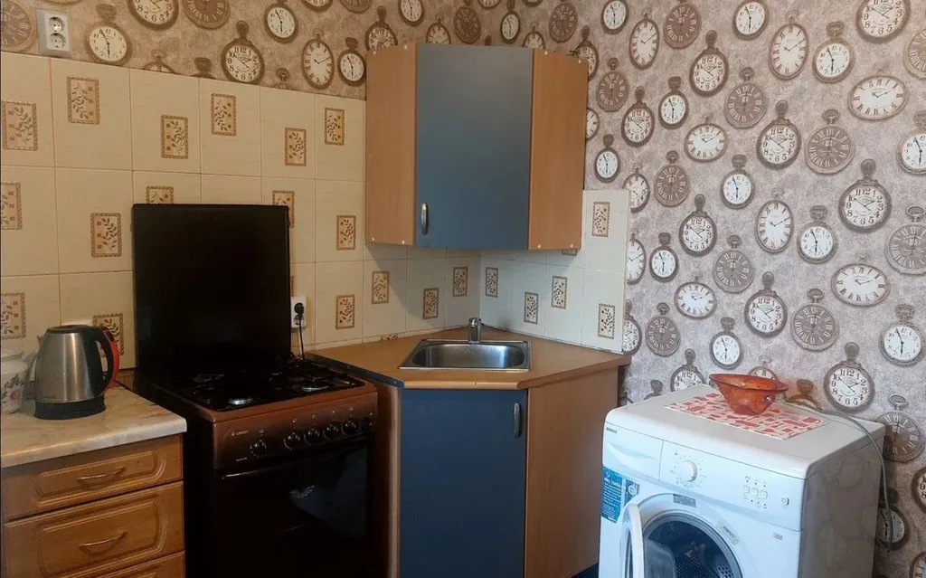 Однерка между педунивером и ТРК Семья