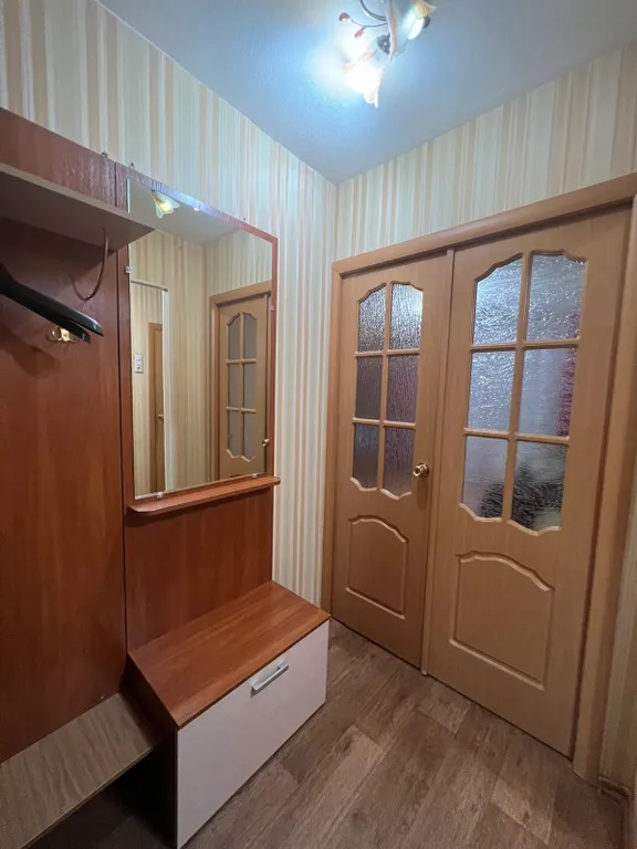 Квартира на 8 этаже с большой кухней и двумя балконами