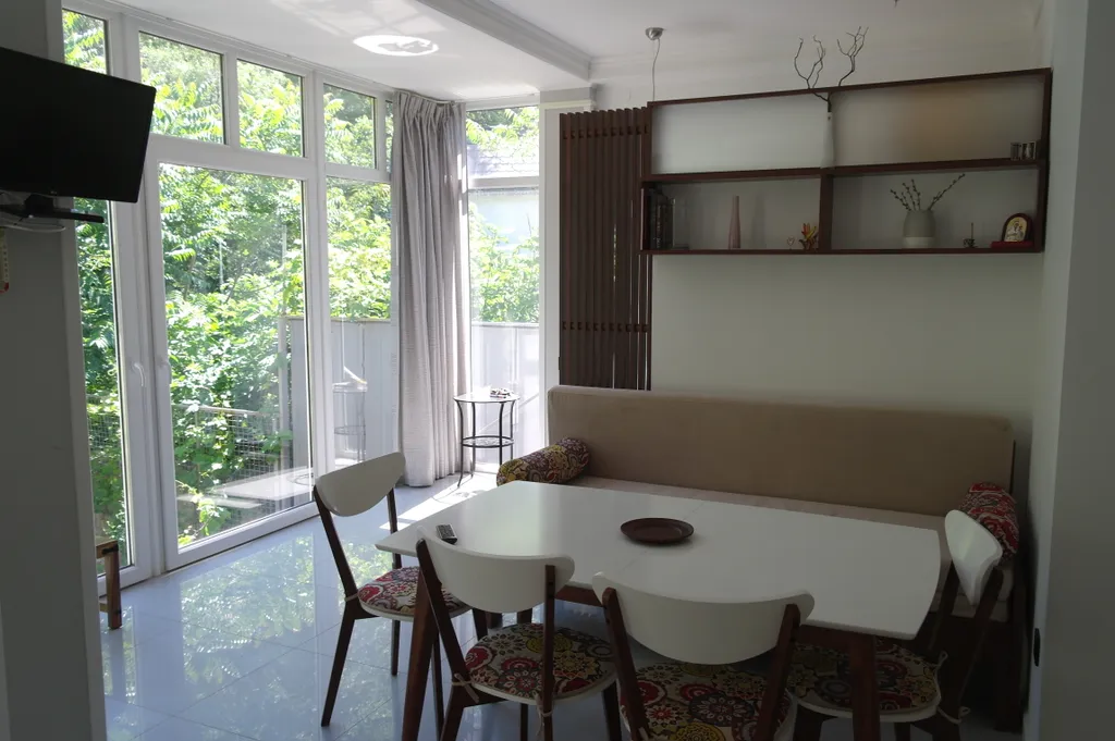 Коттедж Дом Комфорт (с террасой и зоной отдыха на крыше) — аренда посуточно в Кореиз