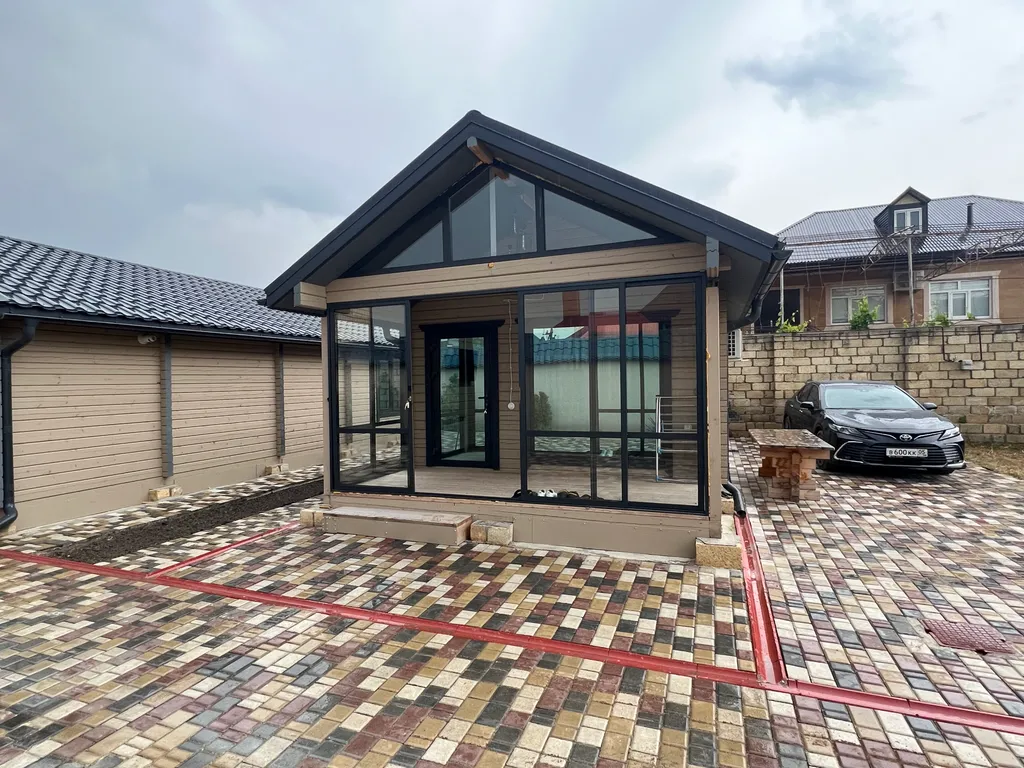 Коттедж на берегу Каспийского моря с бассейном