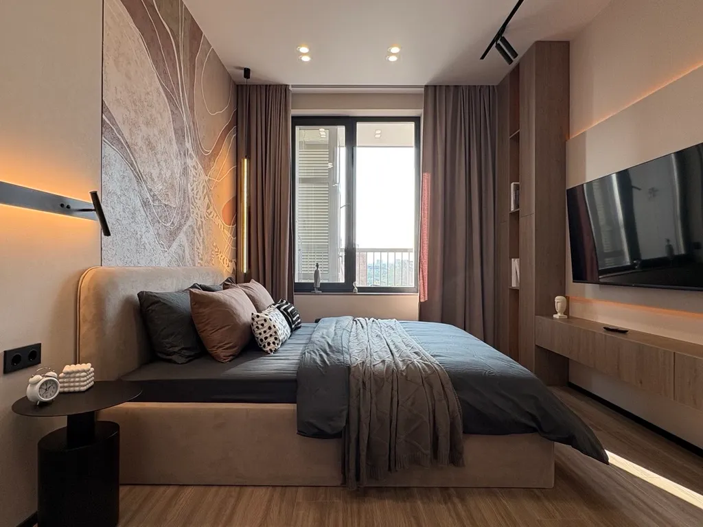 Абсолютно новая квартира в центре на набережной