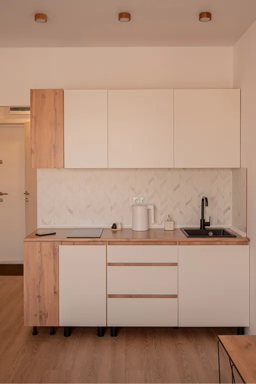 Уютная, новая квартира-студия The Room White