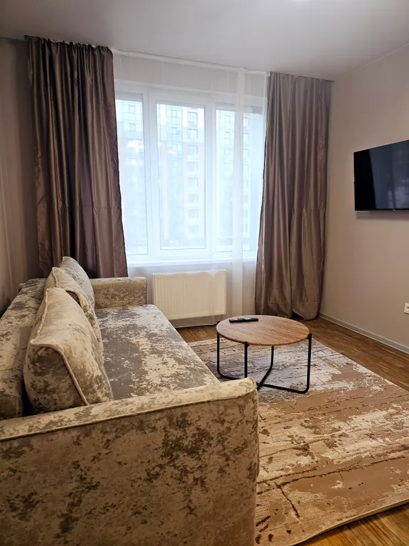 Двухкомнатная квартира с евроремонтом — аренда посуточно в Южно-Сахалинск