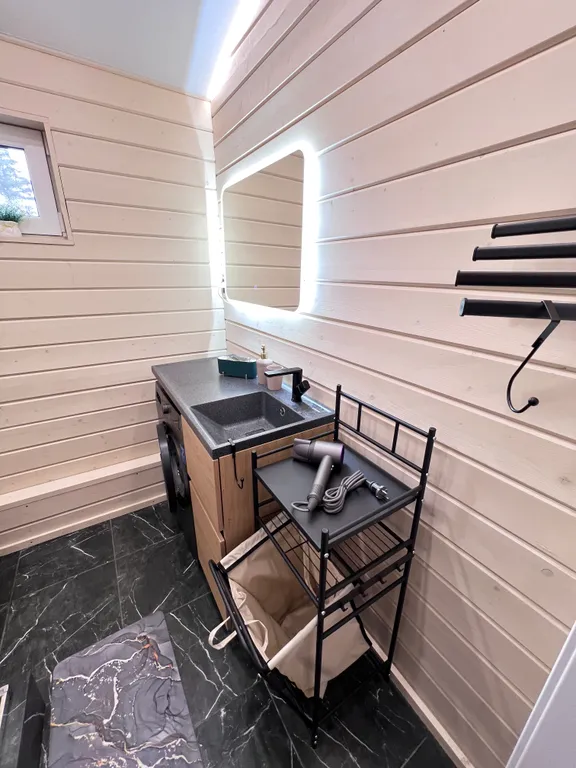 Дизайнерский коттедж возле курорта Игора (серый Balance)