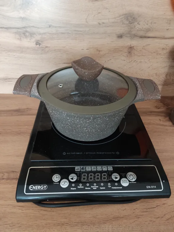 Стильная студия на Парнасе