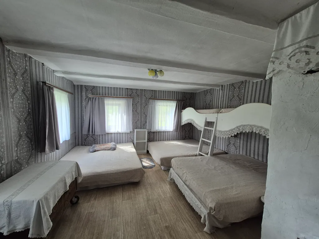 Деревенский дом, как в детстве, у реки Березена