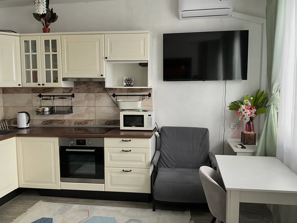 Уютная студия у метро Рассказовка