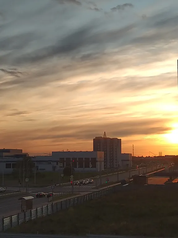 С видом на закаты однокомнатная квартира в Советском районе — аренда посуточно в Брянск