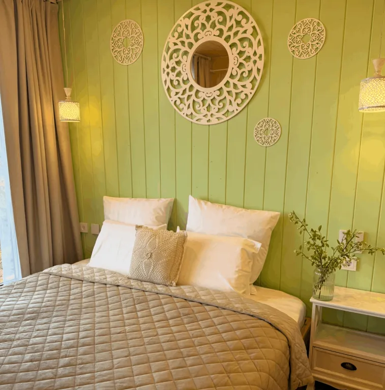 Домик на берегу Горьковского водохранилища