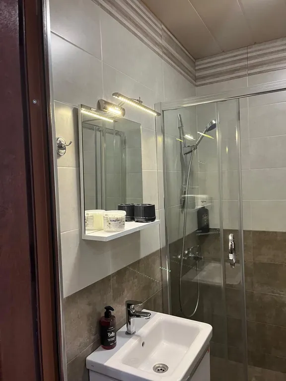 Квартира Квартира с изолированной спальней — Батуми