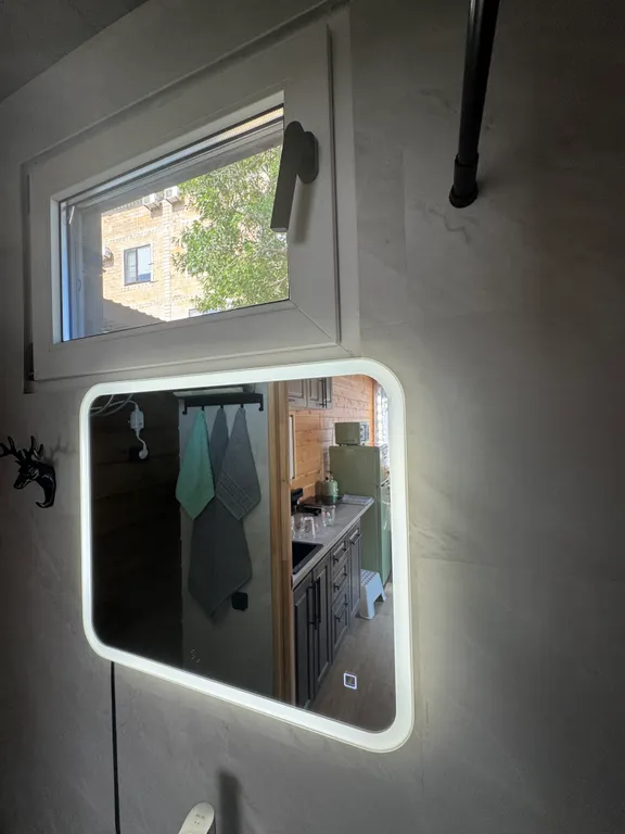 Дом под грецким орехом