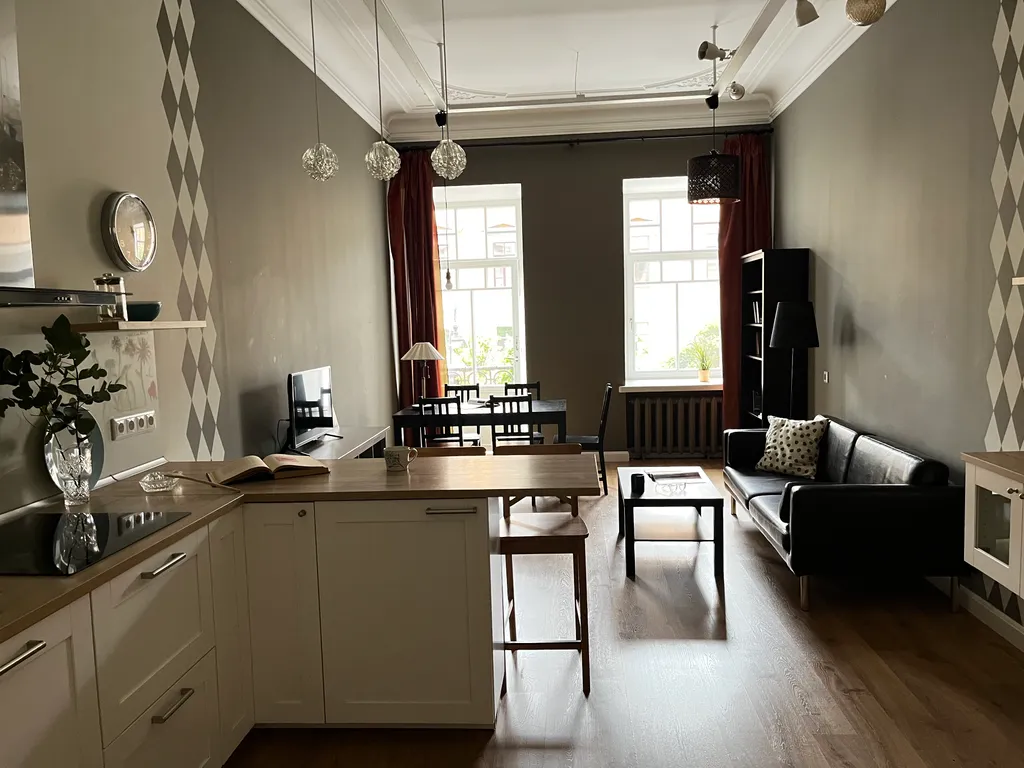 Квартира с двумя спальнями в доме-памятнике архитектуры