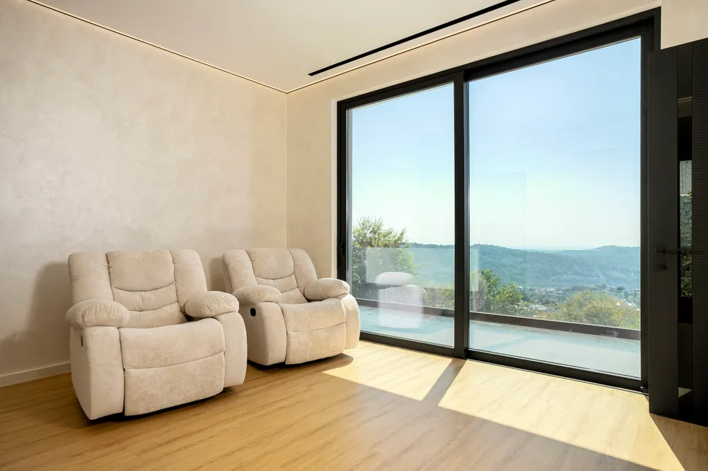 Шикарная Вилла с видом на море и горы