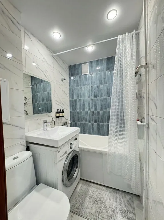 Простор и уют: идеальная квартира для 4 гостей рядом с ДК Химик