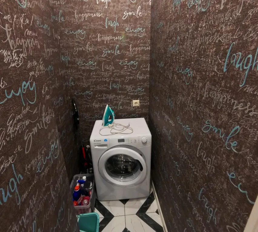 Уютная квартира с видом на город с высоты птичьего полета