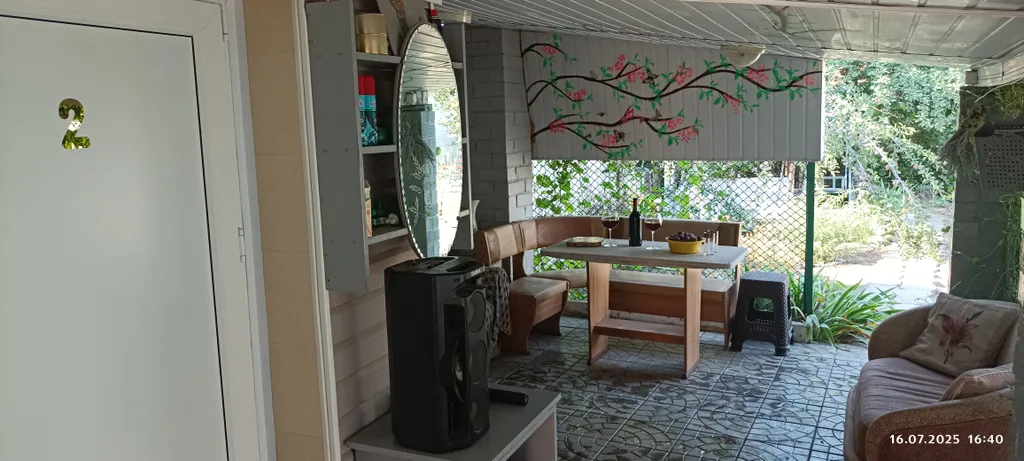 Комната в отдельном домике