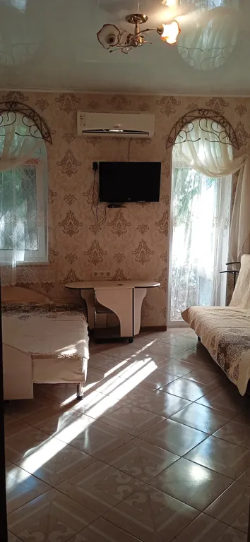 Квартира Комната студия в первой курортной и парковой зоне — Евпатория