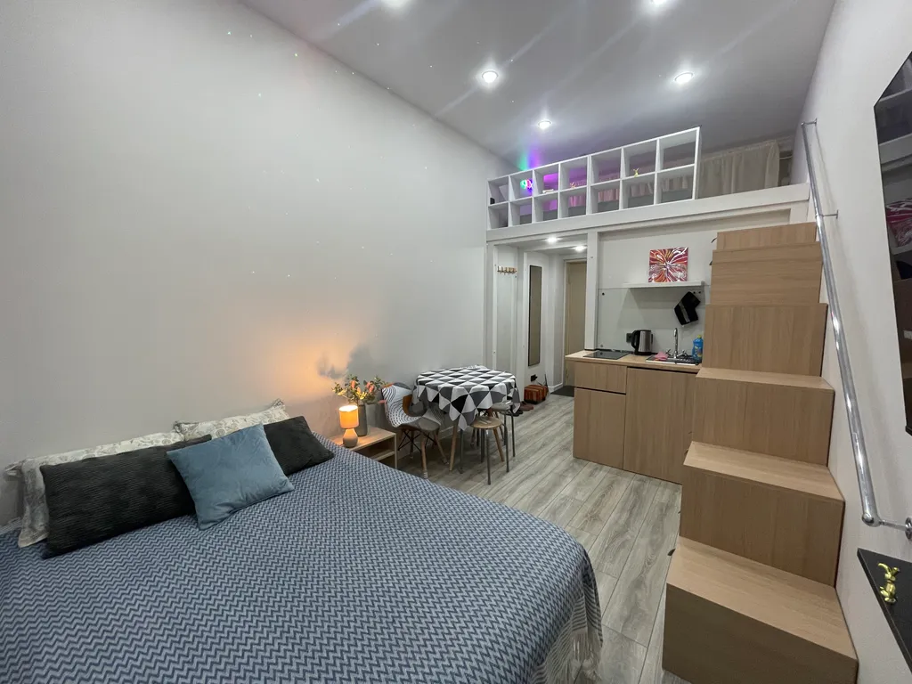 Студия РозаХаус рядом с САФУ