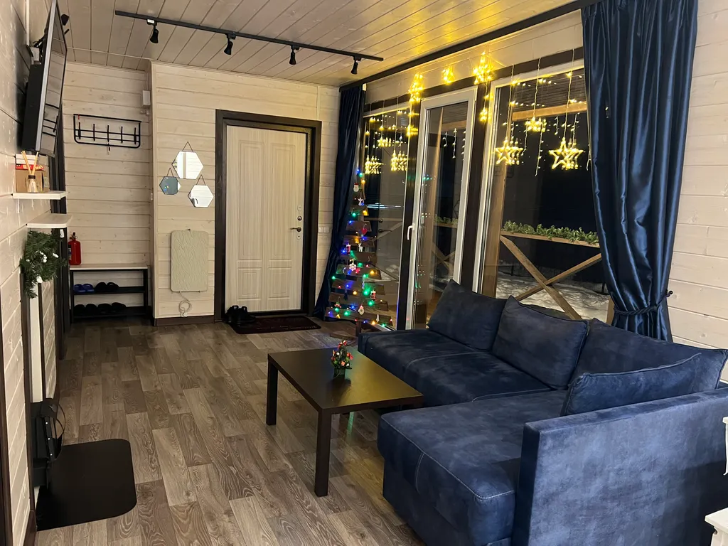 Коттедж Коттедж с сауной рядом с озером — Луга