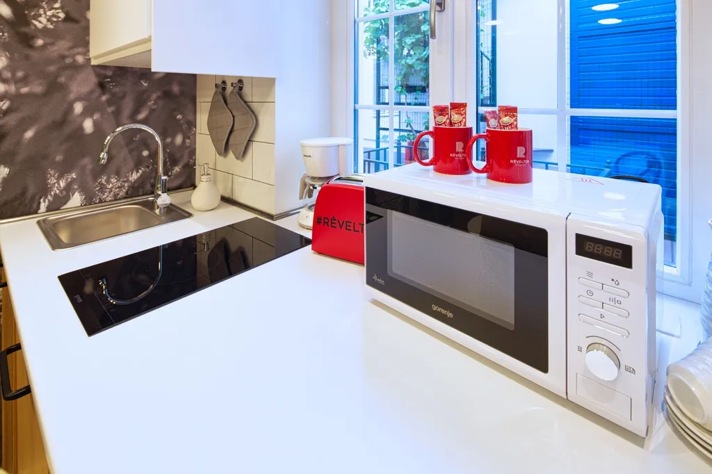 Апартамент на троих с частным внутренним двориком