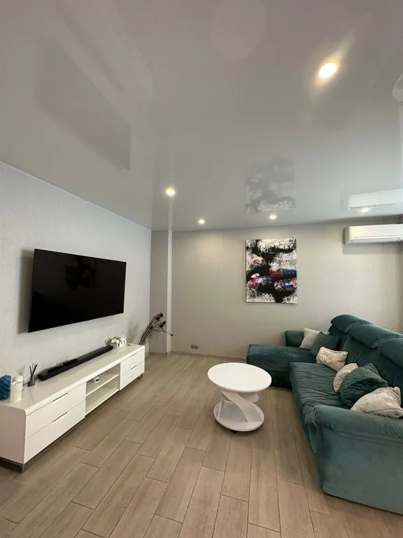 Евро-четырехкомнатный апартамент в Сириусе